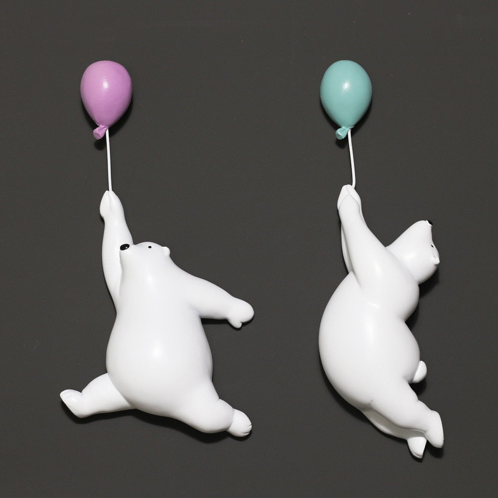 Nanu Polar Bear Balloon Sculpture