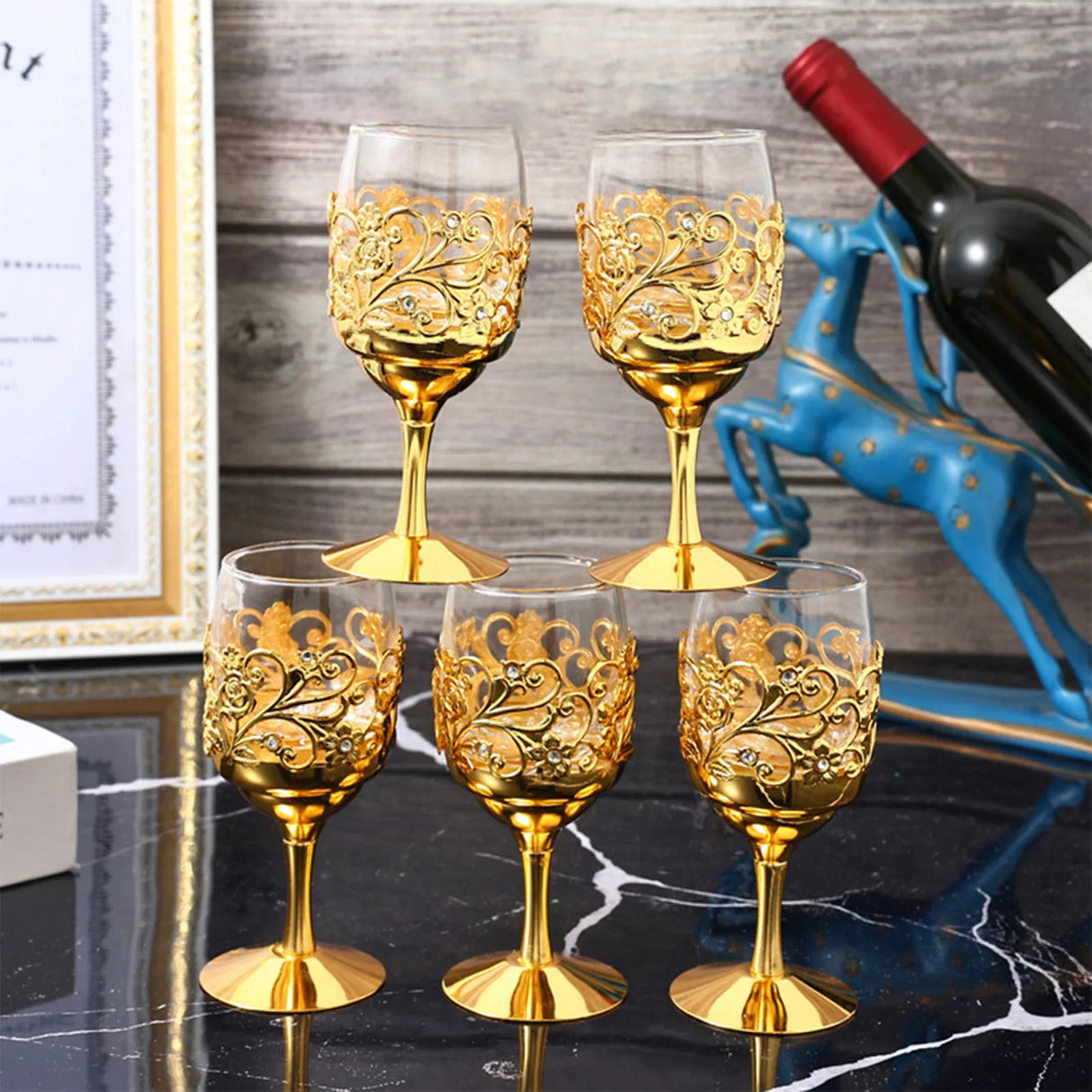 Taça de metal com gravura nórdica, copos ocos de vinho dourado para beber, suprimentos para festa de casamento