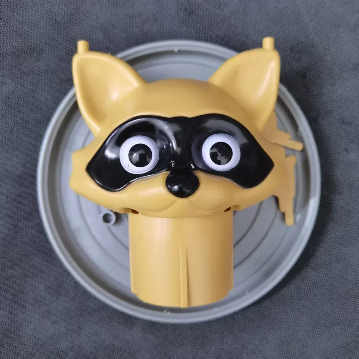 Raccoon Toilet Roll Holder – A Fun Bathroom Accessory