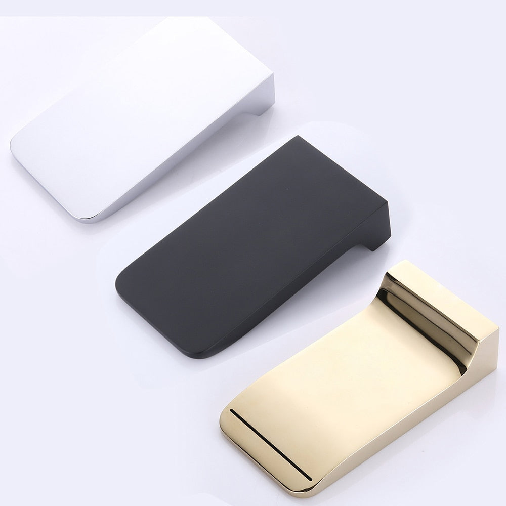 Kelsey Wall-Mounted Waterfall Basin Tap
