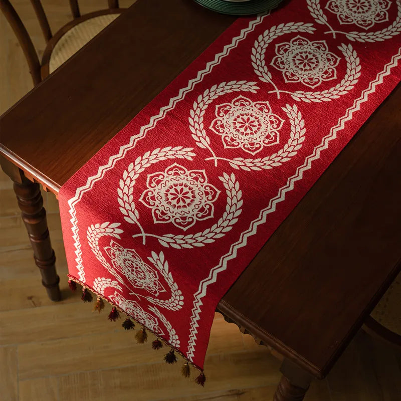 Vintage Floral Table Runner