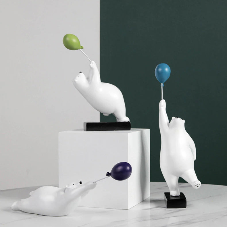 Nanu Polar Bear Balloon Sculpture
