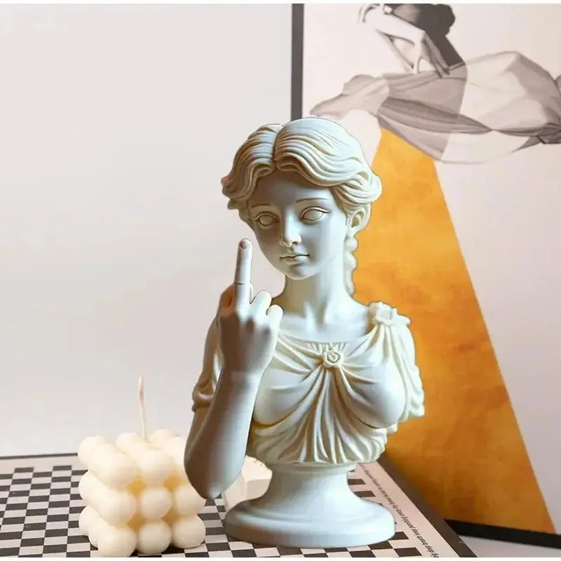 Estátua da deusa da Vienna com o dedo médio acima ornamentos paródia deusa ornamentos design exclusivo decoração de casa de escritório