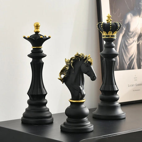 Northeuins resina retro internacional xadrez estatueta para interior rei cavaleiro escultura casa decoração de mesa sala estar