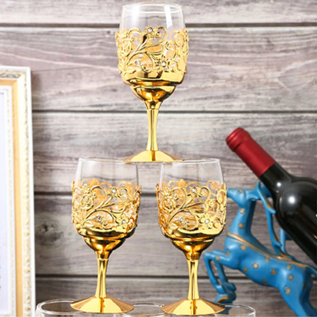 Taça de metal com gravura nórdica, copos ocos de vinho dourado para beber, suprimentos para festa de casamento