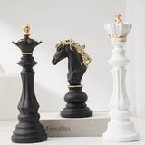 Northeuins resina retro internacional xadrez estatueta para interior rei cavaleiro escultura casa decoração de mesa sala estar