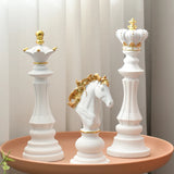 Northeuins resina retro internacional xadrez estatueta para interior rei cavaleiro escultura casa decoração de mesa sala estar