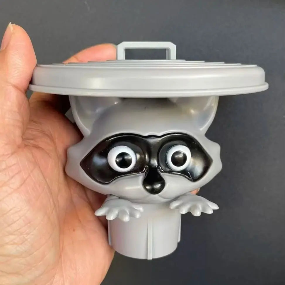 Raccoon Toilet Roll Holder – A Fun Bathroom Accessory