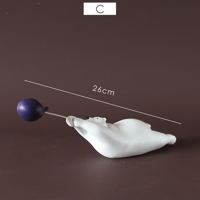 Nanu Polar Bear Balloon Sculpture